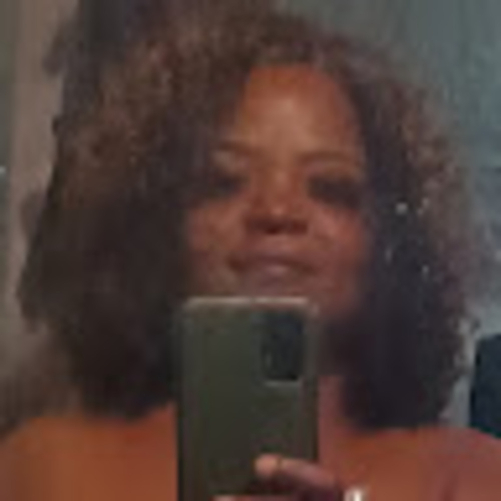 Meet your Posher, Marsha